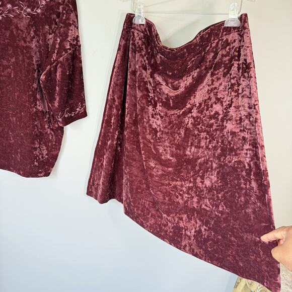 J. Jill Two Piece Skirt Set L Petite Crushed Velvet Maroon Purple Embroidered - Picture 3 of 9